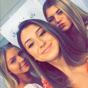 Meet your Posher, Jolie